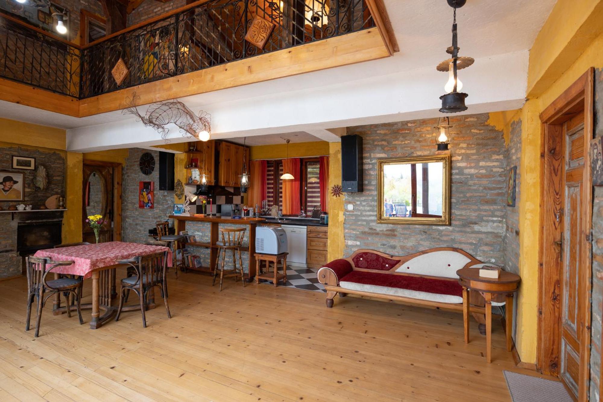 Casa De Artes Guest House Balchik Exterior photo